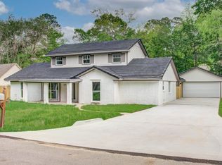 550 Roanoke Dr, Conroe, TX 77302