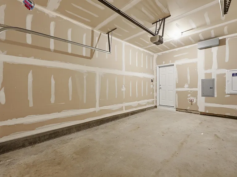 400 Willow Ave #409 — Photo 22