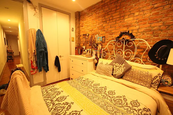 Rented by NAN Enterprise LLC | media 17