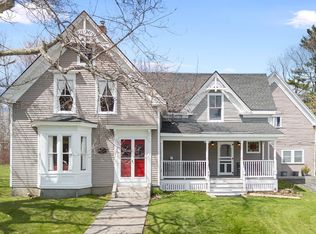 34 Mechanic St, Rockland, ME 04841