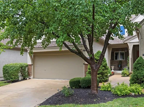 14303 Russell St, Overland Park, KS 66223