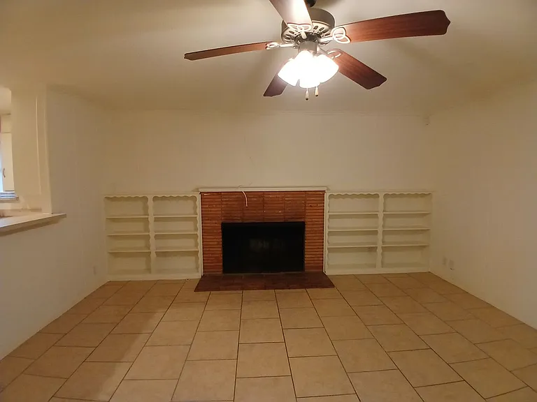4918 Rockport Dr — Photo 27