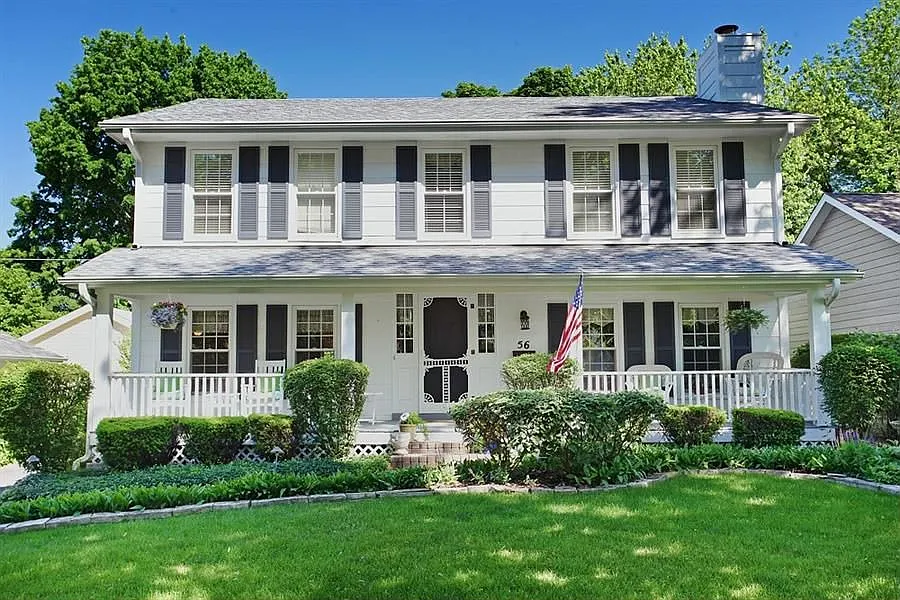 56 Chestnut Ave photo 1