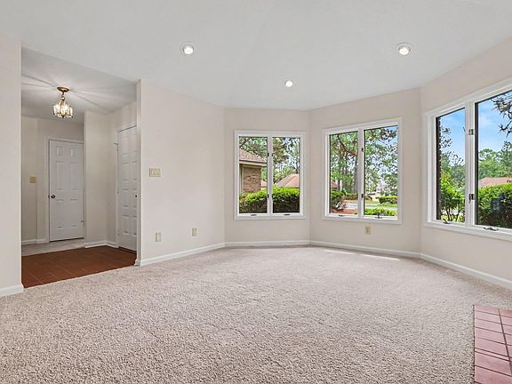 5th image of 108 Pinnacle Ct