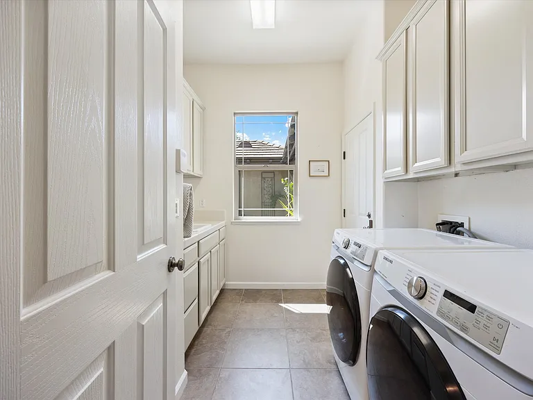 4382 Malana Way — Photo 22
