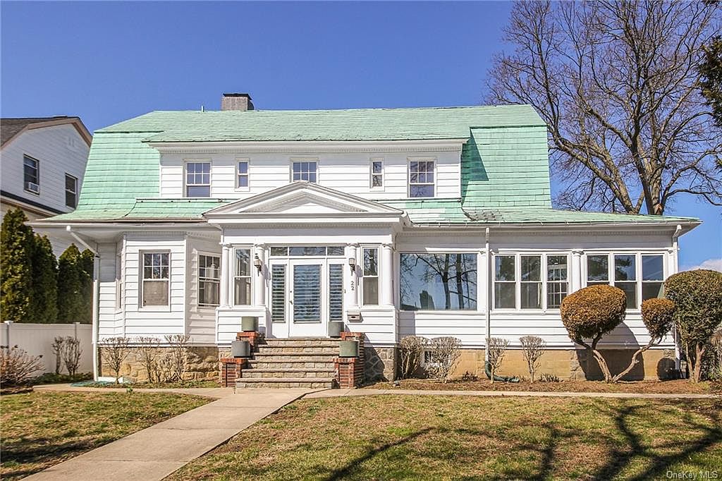 22 Hamilton Avenue, New Rochelle, NY 10801 Zillow