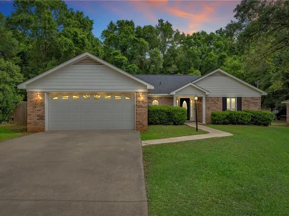 6382 Woodside Dr N, Theodore, AL 36582