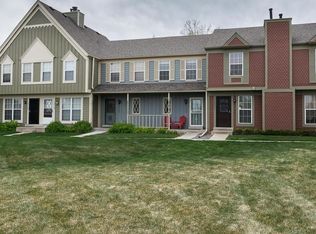 14426 E Hawaii Cir UNIT B, Aurora, CO 80012