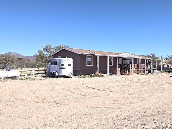 5th image of 2873 S Desert Rose Dr