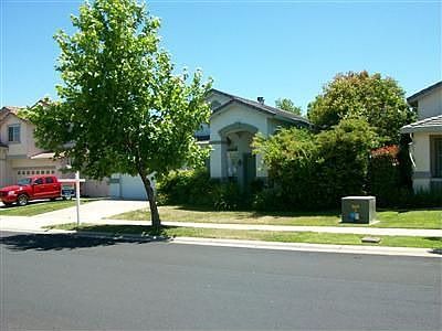 4th image of 525 Alden Way