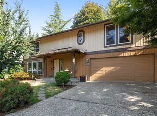 17516 NE 138th St, Redmond, WA 98052