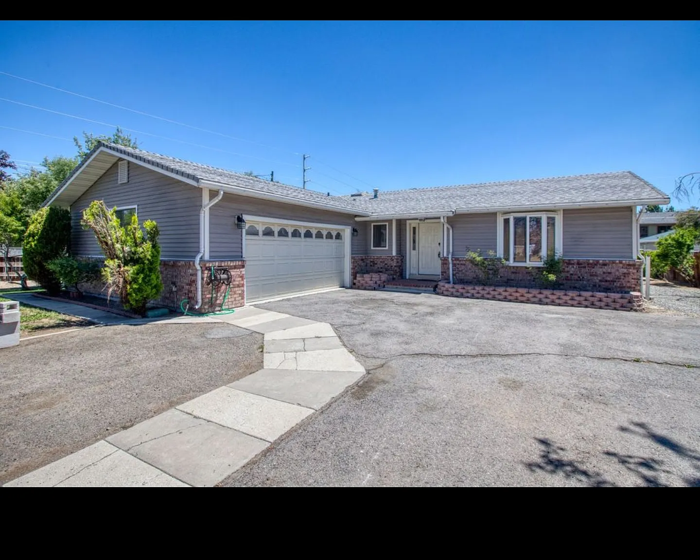 1985 Ponderosa Dr — Photo 1