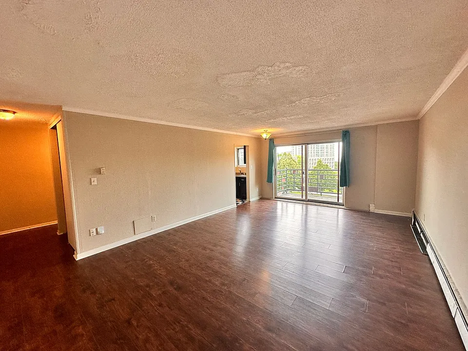 1321 Franklin
