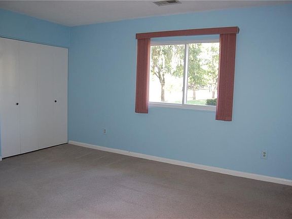 5th image of 571 Pocasset Ct
