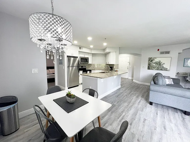 7260 Westpointe Blvd #1015 — Photo 9