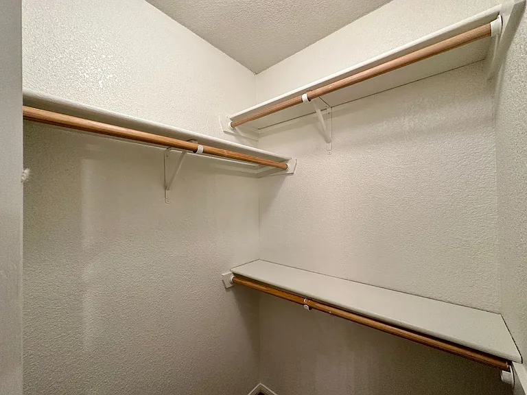 2208 Jay Dr — Photo 13