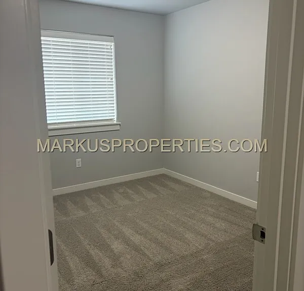 5231 SE Davis Rd — Photo 18