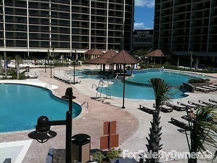 More Pools
						:
						Several Pools offers choices to fit your mood.