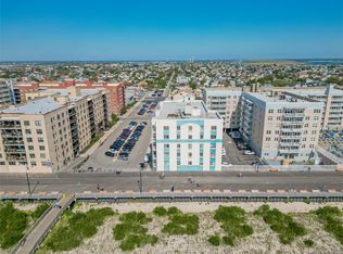 10 Franklin Blvd APT 208, Long Beach, NY 11561