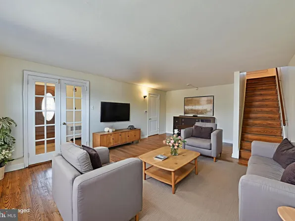 456 N Easton Rd, Glenside, PA 19038