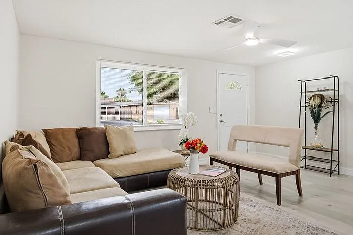 6338 Aberdeen Ave — Photo 9