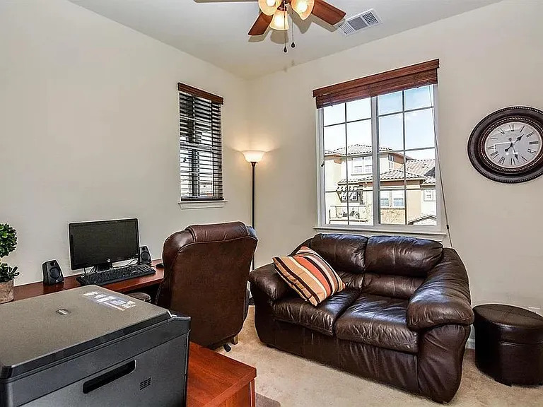5230 Fioli Loop — Photo 15