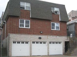 161 18th St, Union City, NJ 07087
