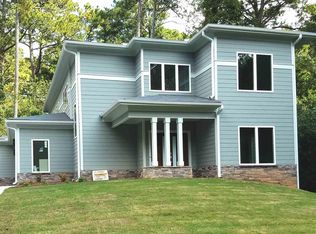 1677 Beacon Hill Blvd NE, Atlanta, GA 30329