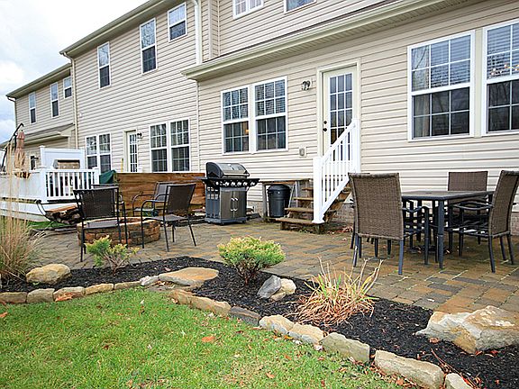 Rear Patio & Fire Pit