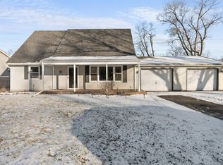 715 McCool Rd, Valparaiso, IN 46385