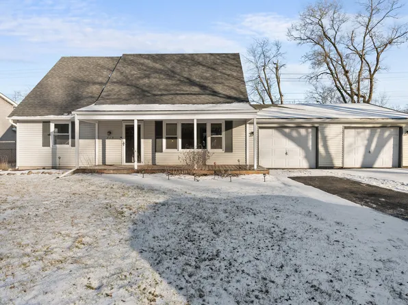 715 McCool Rd, Valparaiso, IN 46385