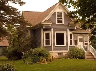 828 Superior St, Sturgeon Bay, WI 54235