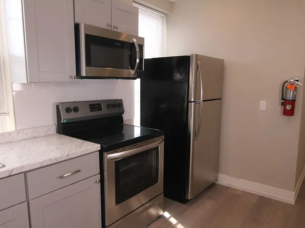 4903 Penn St, Philadelphia, PA 19124