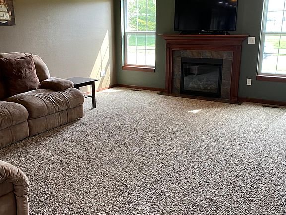 5th image of 1262 Nicholas Ln