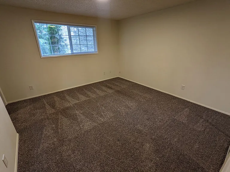 7833-7875 SE Johnson Creek Blvd — Photo 54