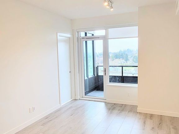 5th image of 10626 City Pkwy #1005