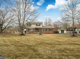 739 Ridge View Dr, Telford, PA 18969