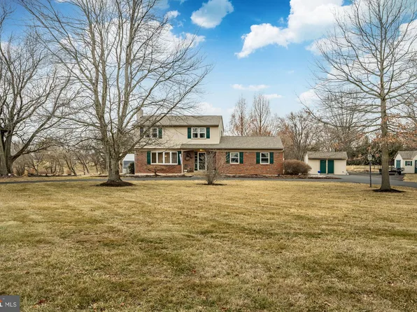 739 Ridge View Dr, Telford, PA 18969