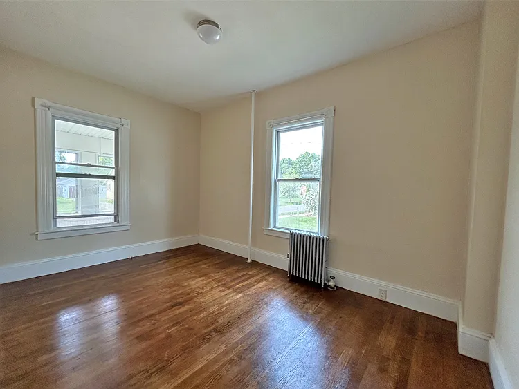 54 Lawnwood Ave #1 — Photo 9
