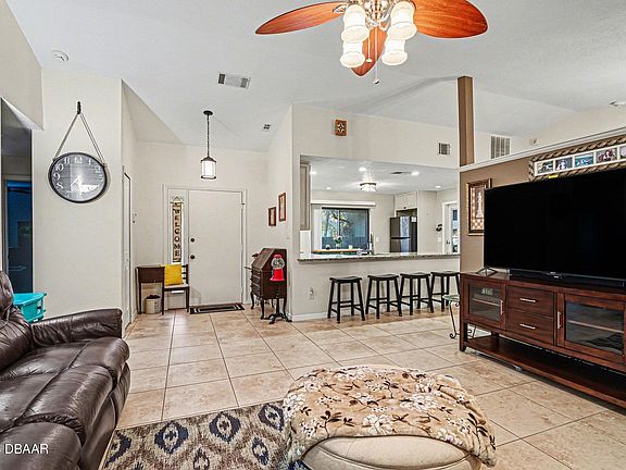 4th image of 4595 Saint Brides Ct