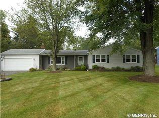 2911 Kittering Rd, Macedon, NY 14502