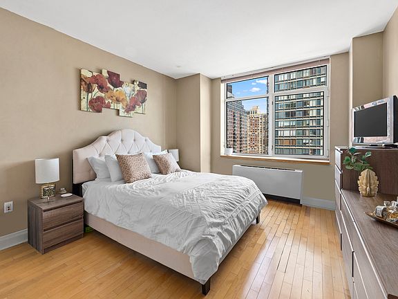 5th image of 1760 2nd Ave APT 22A