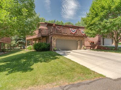 3152 Manitoba Ln, Bismarck, ND, 58503