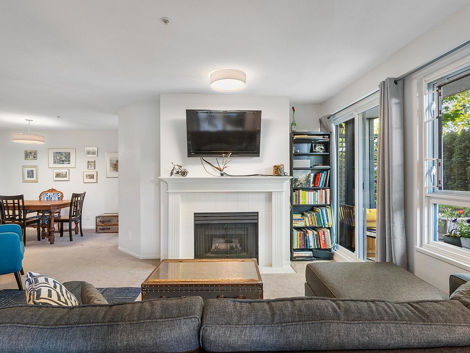 1st image of 2736 Victoria Dr #105