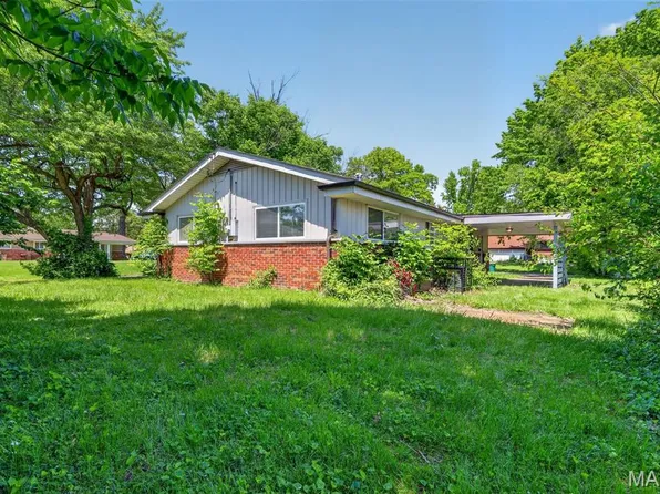 2314 Collett Dr, Saint Louis, MO 63136