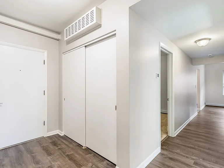 2311 E North Ave #3 — Photo 9