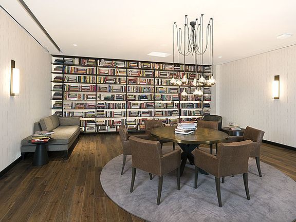 4th image of 525 W 52nd St APT 2PN