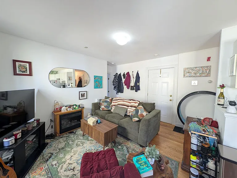 33 Roberts Rd #2L — Photo 8