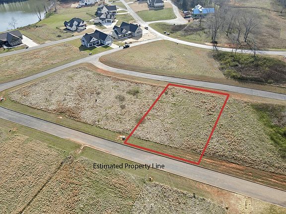 2nd image of 0 Leeward Dr #32