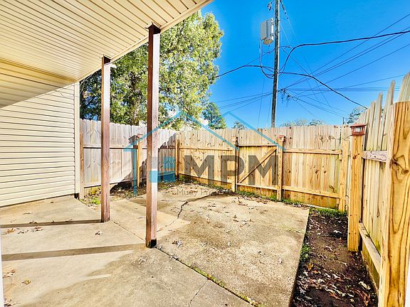 3rd image of 69 Colonial Dr Unit C